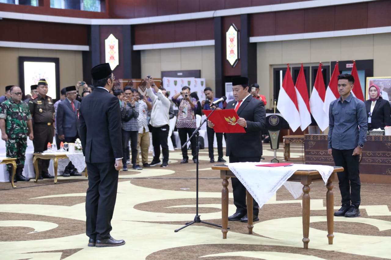 Wagub Kalteng Edy Pratowo Kukuhkan Kepala Perwakilan Badan Pengawasan Keuangan dan Pembangunan Prov. Kalteng Tahun 2025