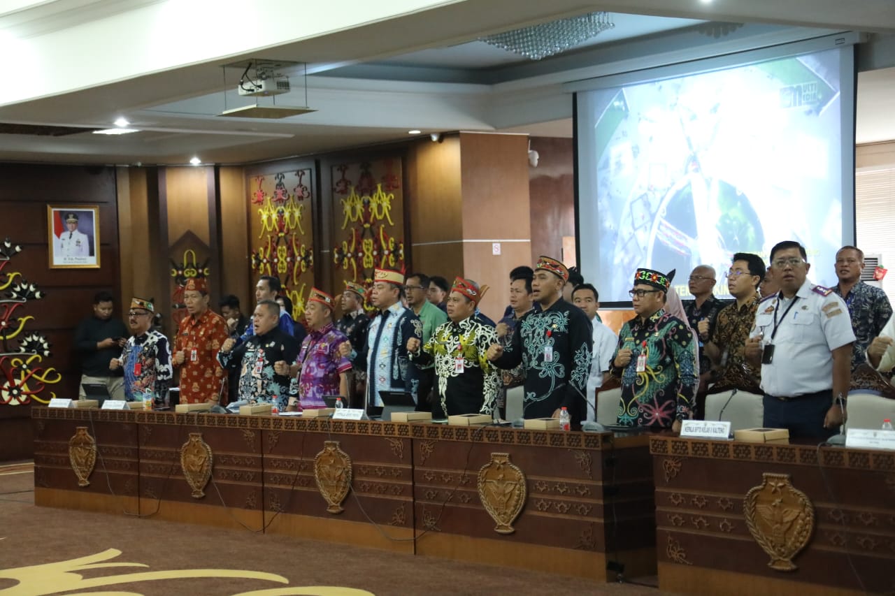 Gubernur Kalteng Agustiar Sabran Pimpin Rakor Pembahasan Pengaturan Lalu Lintas Angkutan Hasil Perkebunan, Kehutanan dan Pertambangan