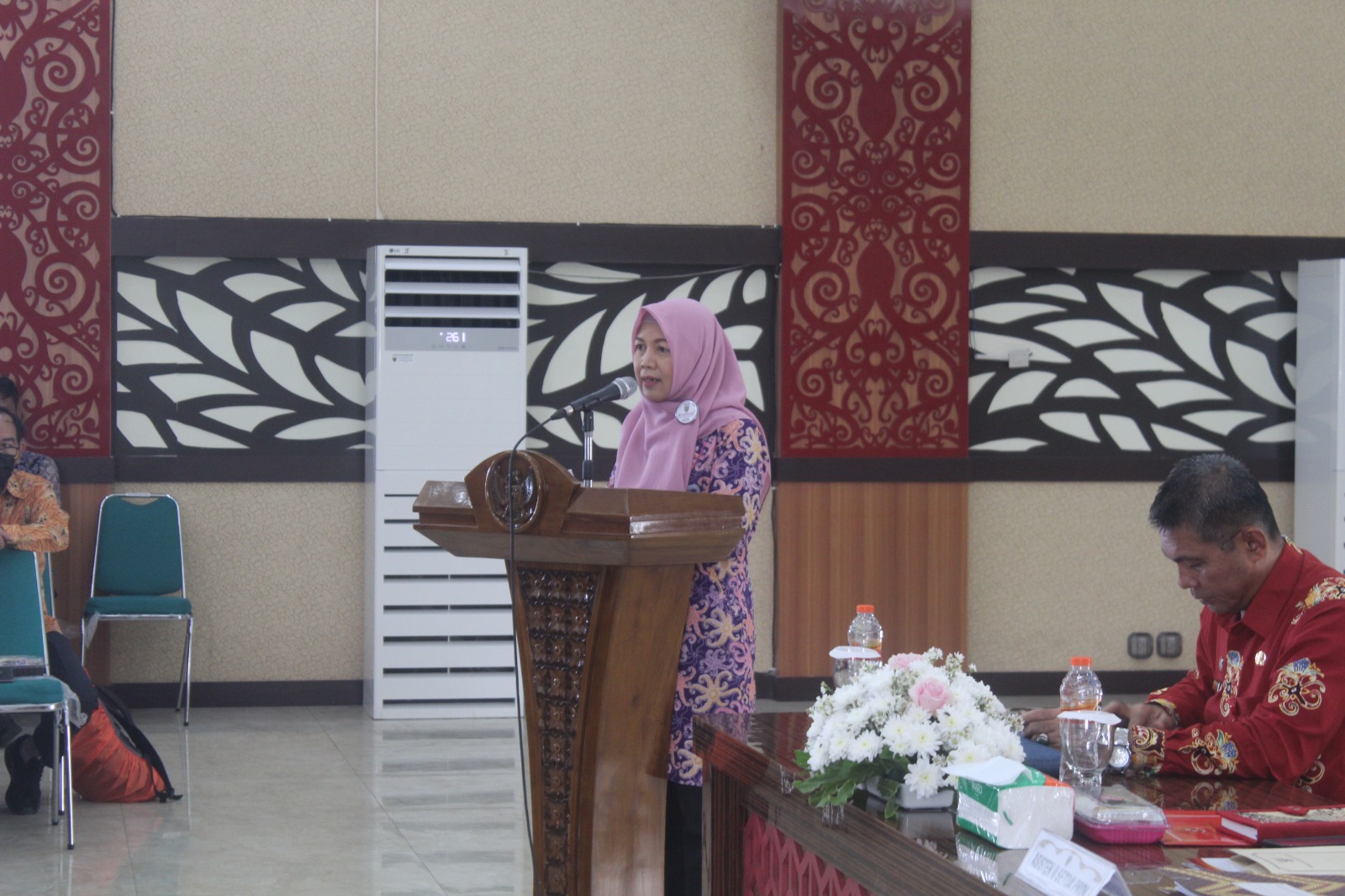 Asisten Ekbang Sri Widanarni Buka Rapat TEPRA Triwulan III