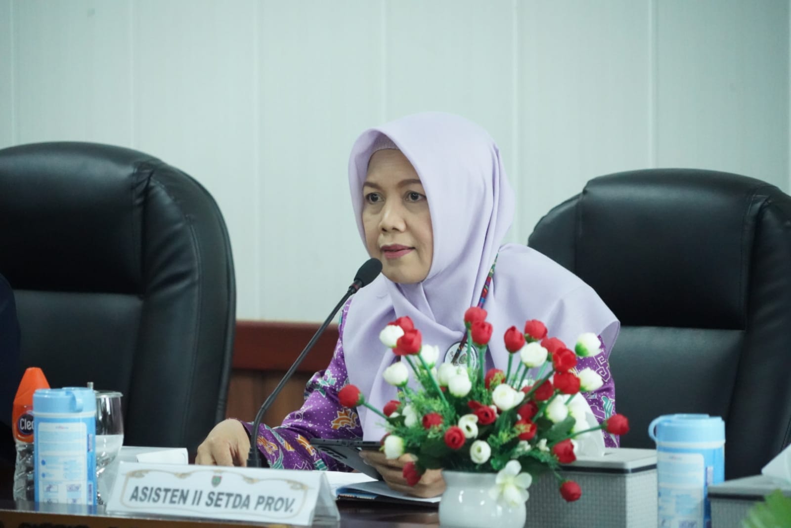 Asisten Ekbang Sri Widanarni Hadiri Audiensi Pembangunan Pembentukan KDEKS Prov. Kalteng