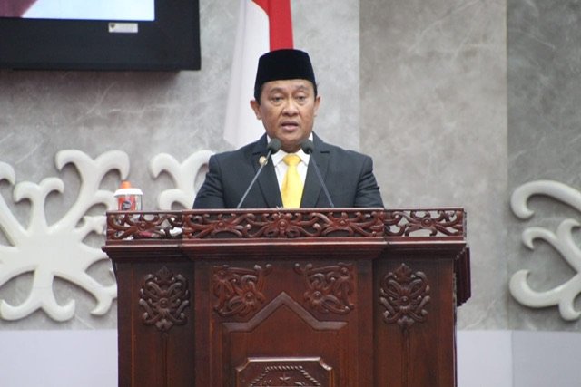Wagub Kalteng Edy Pratowo Hadiri Rapat Paripurna ke-8 Masa Persidangan I Tahun Sidang 2025