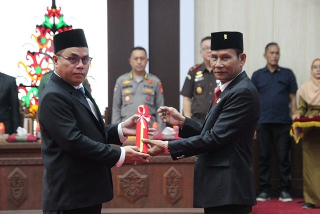 Wagub Kalteng Edy Pratowo Hadiri Rapat Paripurna ke-8 Masa Persidangan I Tahun Sidang 2025