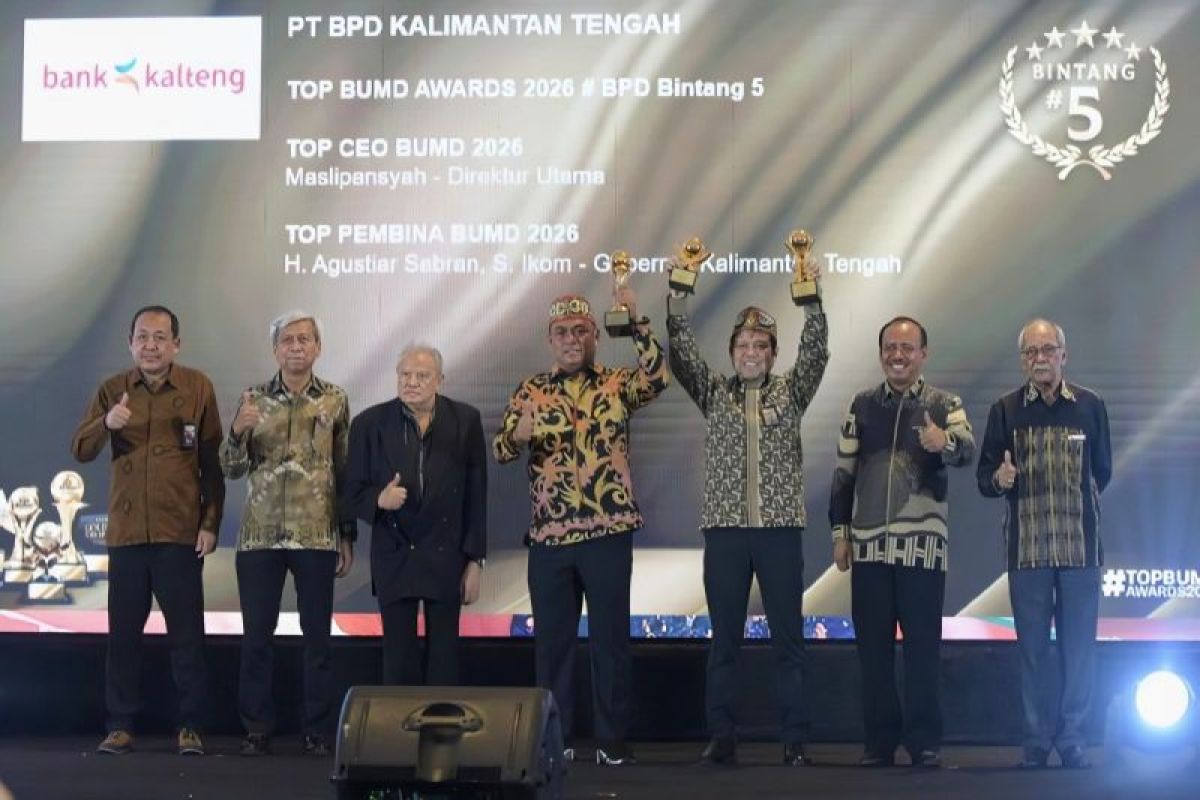 Gubernur Kalteng Agustiar Sabran, Dianugerahi TOP Pembina BUMD 2026, Bank Kalteng Raih Bintang 5
