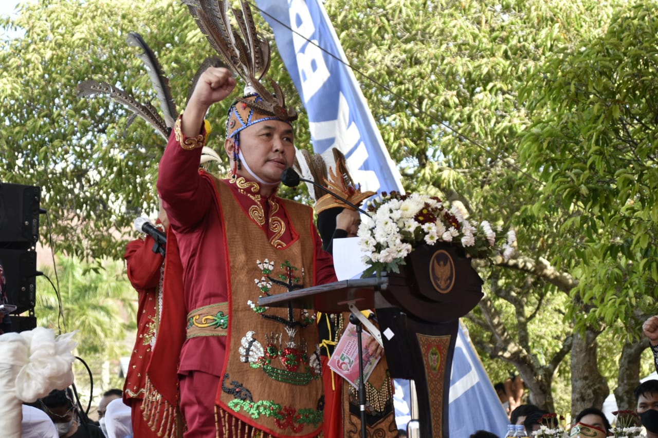 Gubernur Kalteng Buka Secara Resmi Festival Budaya Isen Mulang Tahun 2022