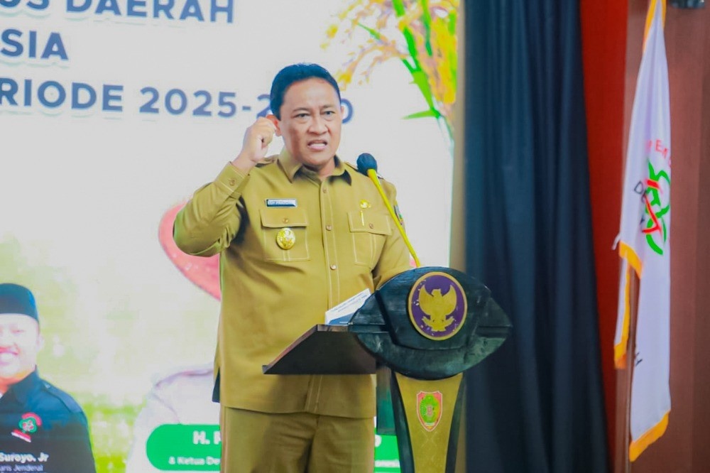 Wagub Kalteng Edy Pratowo Lantik DPD Pemuda Tani