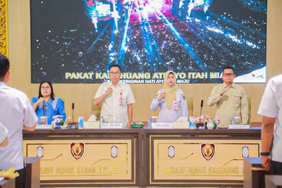 Plt. Sekda Prov. Kalteng Leonard S. Ampung : Sosialisasi dan Pendampingan Perlu Dilakukan Secara Berkelanjutan