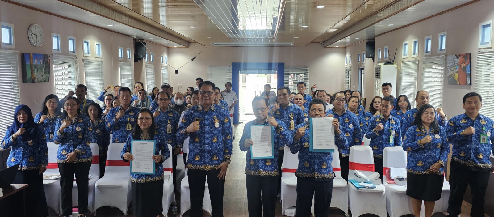 Dislutkan Prov. Kalteng Darliansjah Pimpin Rapat Penguatan Komitmen dan Optimalisasi 6M Dalam Pelaksanaan Program Kegiatan Tahun 2024