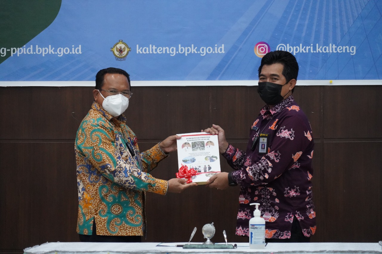 Penyerahan Laporan Keuangan Pemprov. Kalteng Tahun Anggaran 2021 Kepada BPK RI