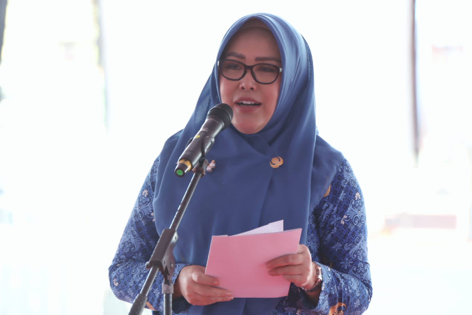 Pemprov Kalteng Melalui Dinas Kebudayaan dan Pariwisata Prov. Kalteng Gelar Lomba Fashion Show Benang Bintik Kategori Umum