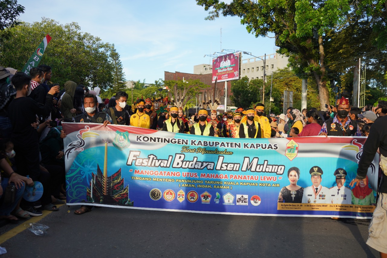 Kabupaten Kapuas Tampilkan Pagelaran Seni Tutur Sarita Pada FBIM 2022