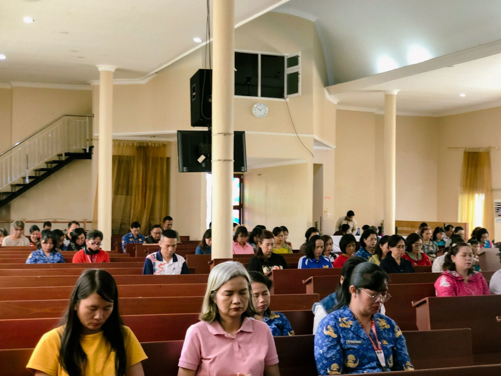 Badan Kepegawaian Daerah Prov Kalteng Laksanakan Kebaktian Bagi ASN di Lingkup Pemprov Kalteng