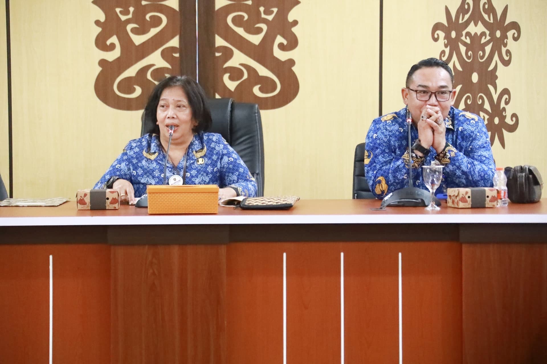 Diskominfosantik Prov. Kalteng Gelar Sosialisasi Evaluasi Implementasi Budaya Kerja ASN BerAKHLAK