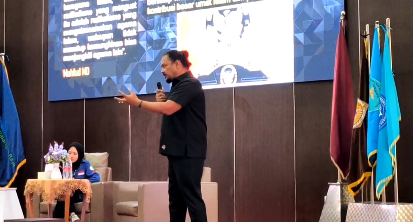 Disdik Kalteng dan Densus 88 Bekali Peserta MPLS 2026/2027