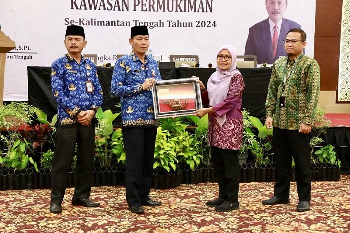 Sahli Yuas Elko Buka Rakor dan Sinkronisasi Perencanaan Urusan Perumahan dan Kawasan Permukiman Se-Kalteng Tahun 2024