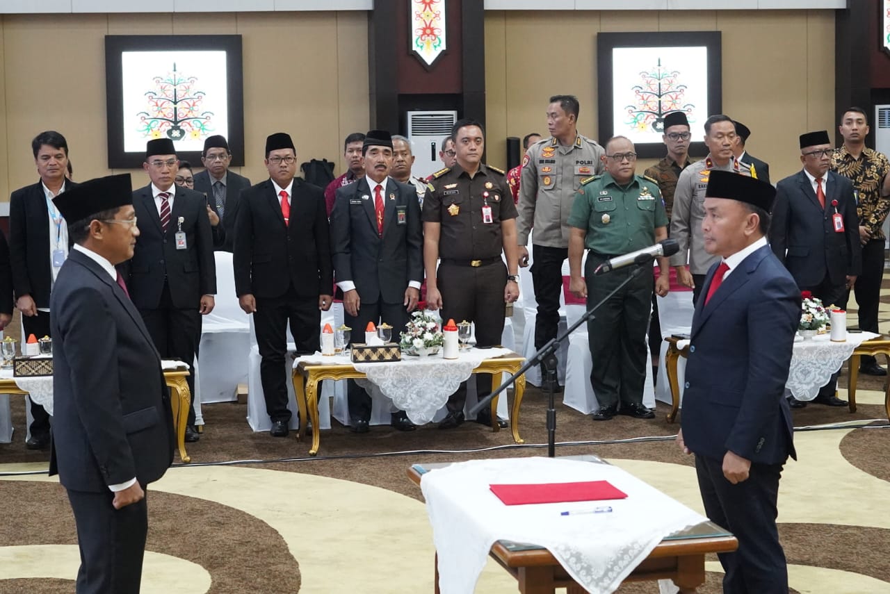 Gubernur Kalteng Sugianto Sabran Kukuhkan Kepala Perwakilan BPKP Prov. Kalteng