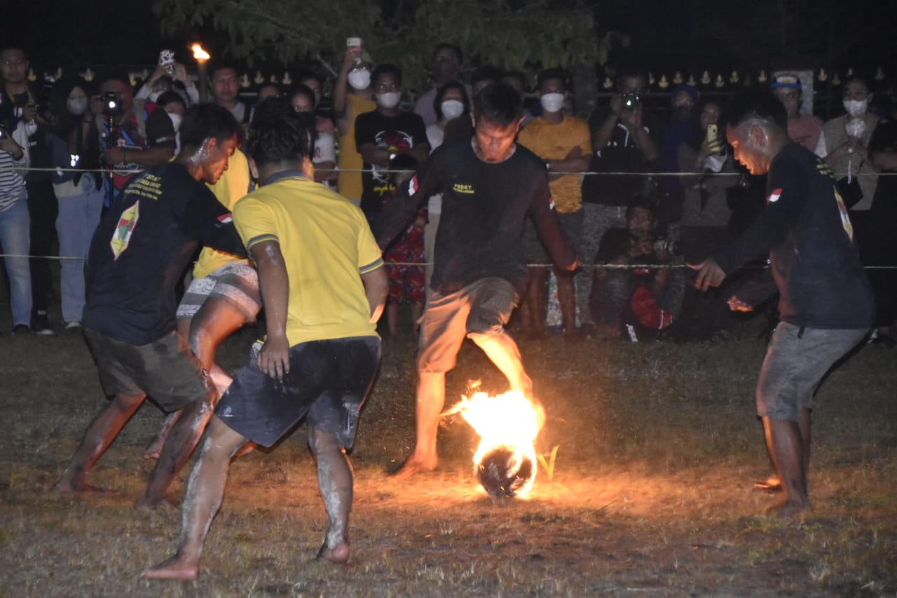 Antusiasme Warga Asing Terhadap Olahraga Tradisional Sepak Sawut Di FBIM 2022