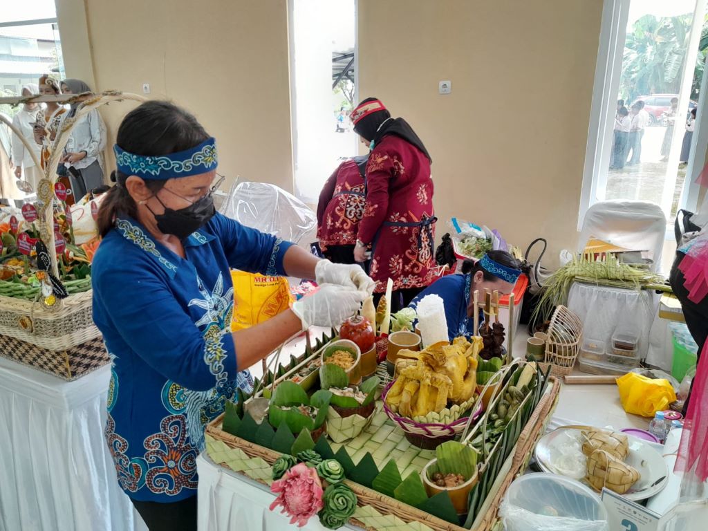 Lomba Kuliner Tradisional Panginan Sukup Simpan Diadakan Pada Gelaran FBIM