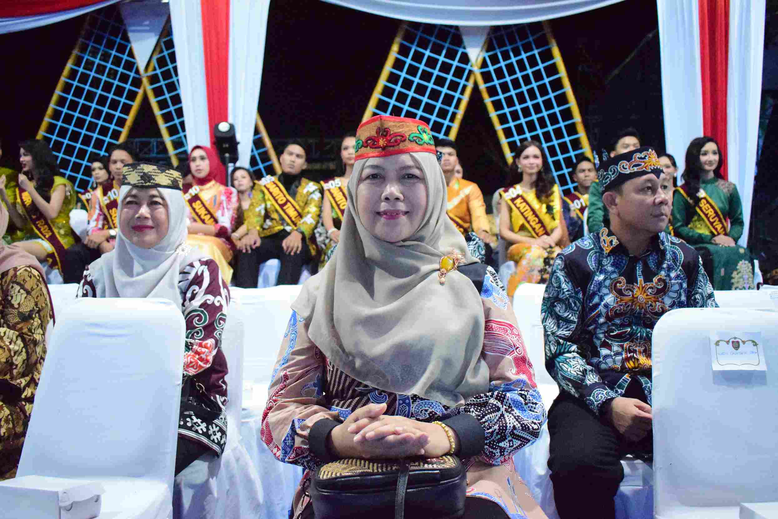 Kepala Dislutkan Prov. Kalteng Hadiri Pembukaan Festival Budaya Isen Mulang (FBIM) Tahun 2025