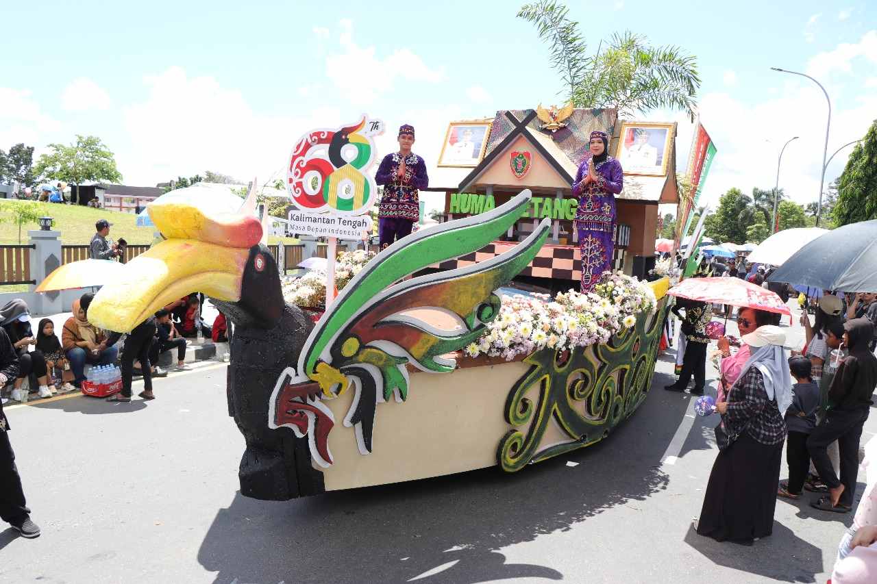 BKD Prov. Kalteng Ambil Bagian Dalam Karnaval Budaya Isen Mulang