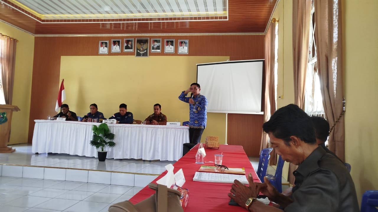 Pemprov Kalteng Lakukan Pembinaan Kepada Pokmaswas Haleung Rukun Desa Aruk