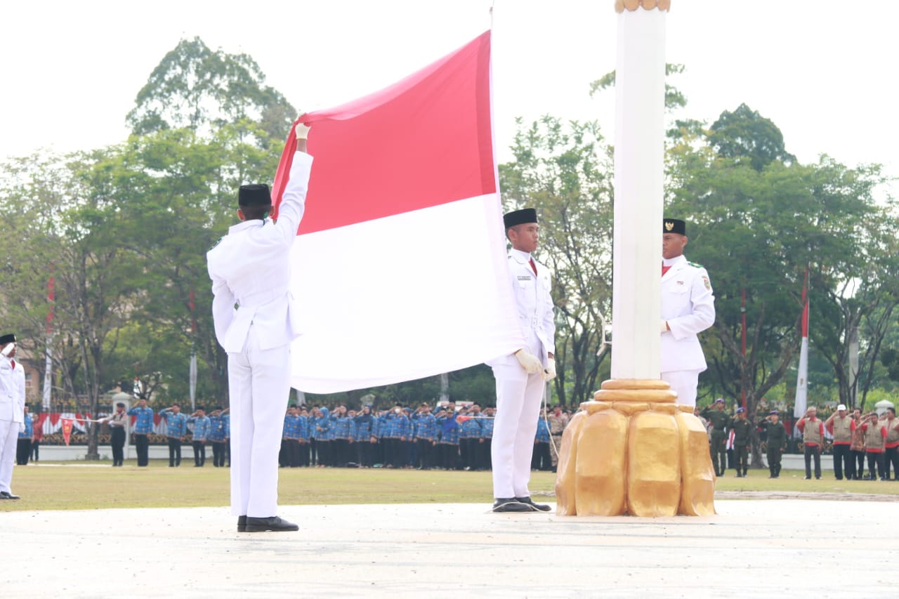 Wagub Kalteng Edy Pratowo Pimpin Upacara HUT ke-79 RI Tingkat Provinsi Kalteng