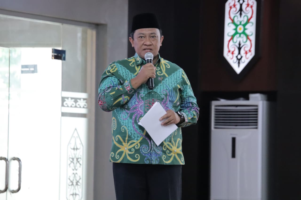 Wagub Kalteng Edy Pratowo Hadiri Pengajian ASN dan Pegawai Kontrak di Lingkup Pemprov Kalteng Sekaligus Peringatan Maulid Nabi Muhammad SAW Tahun 1446 H