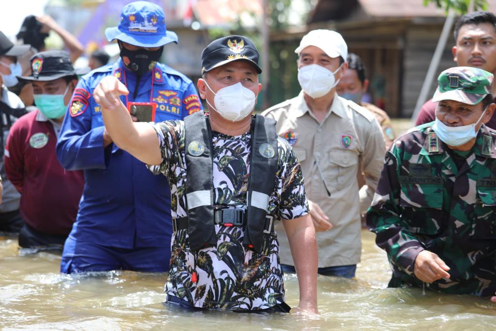 Gubernur Sugianto Sabran Sampaikan Instruksi Kepada Seluruh Bupati Dan Wali Kota Khususnya Bagi Daerah Terdampak Banjir