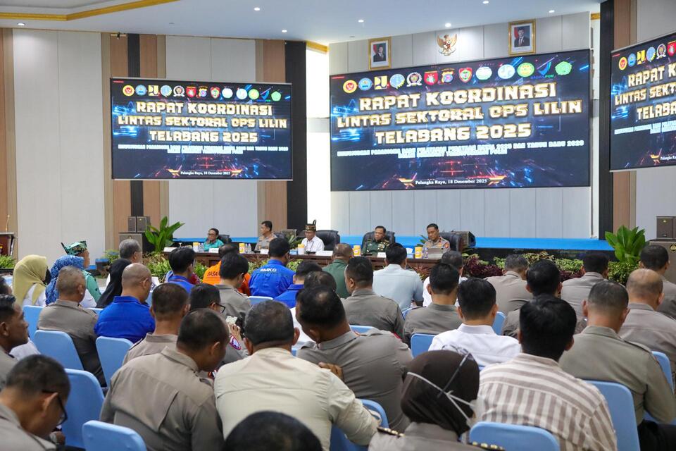 Gubernur Kalteng Agustiar Sabran Tekankan Sinergi Lintas Sektoral dalam Pengamanan Natal 2025 dan Tahun Baru 2026