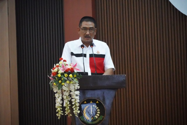 Gubernur Kalteng Agustiar Sabran dan Kepala Kejaksaan Tinggi Kalteng Nurcahyo Jungkung Madyo Menandatangani Nota Kesepakatan (MoU)