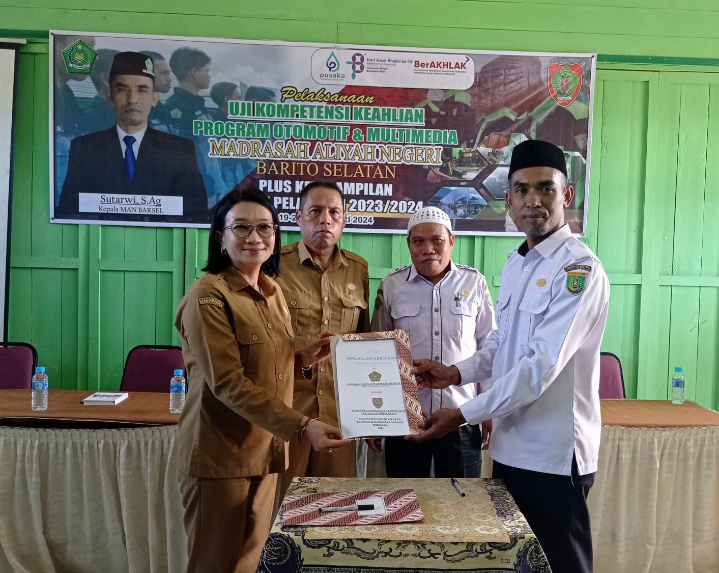 Disnakertrans Prov. Kalteng Melalui UPTD BLK Prov. Kalteng Lakukan Uji Kompetensi Keahlian Program Multimedia dan Otomotif