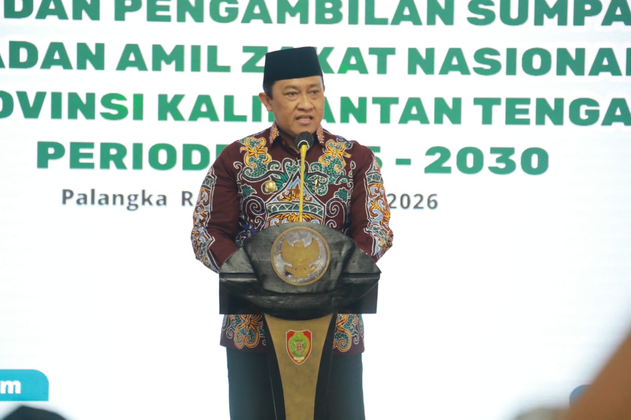 Wagub Kalteng Edy Pratowo Lantik Pimpinan BAZNAS Provinsi Kalteng Periode 2025–2030