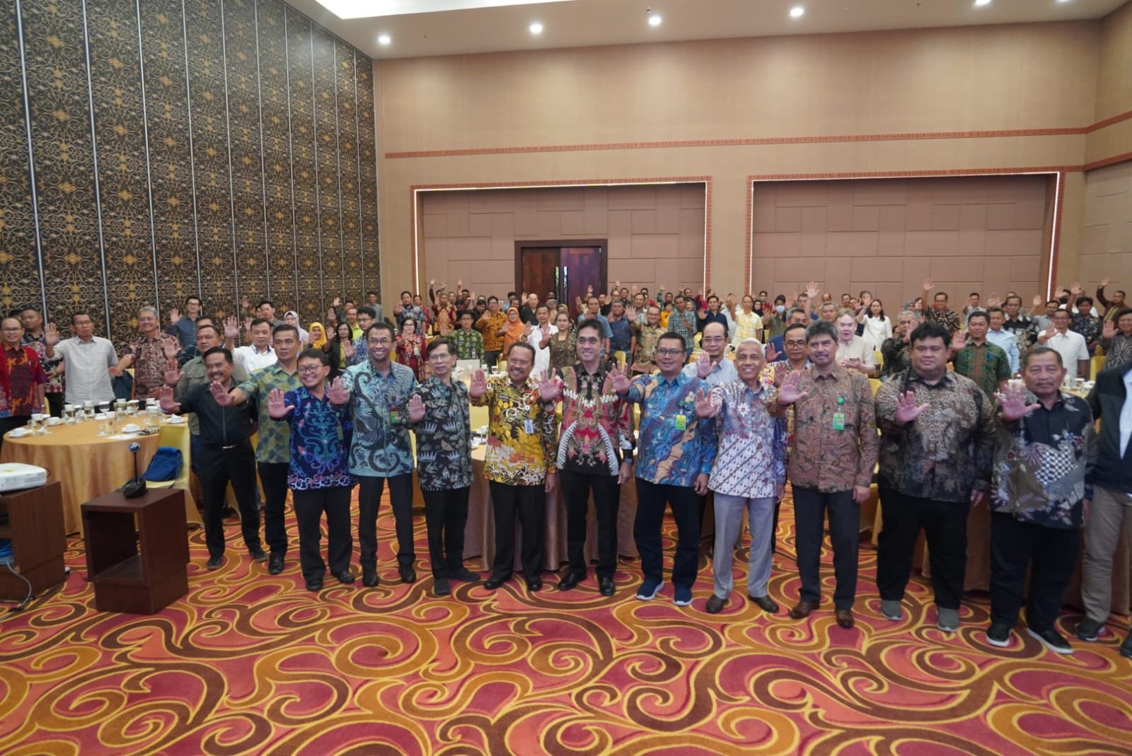 Sekda Prov. Kalteng Buka Secara Resmi Sosialisasi Perdagangan Karbon Sektor Kehutanan