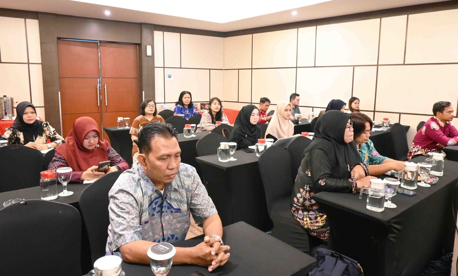 Dinkes Prov. Kalteng Gelar Pertemuan Lokakarya Persiapan Akreditasi dan Peningkatan Mutu Klinik di Wilayah Provinsi Kalteng