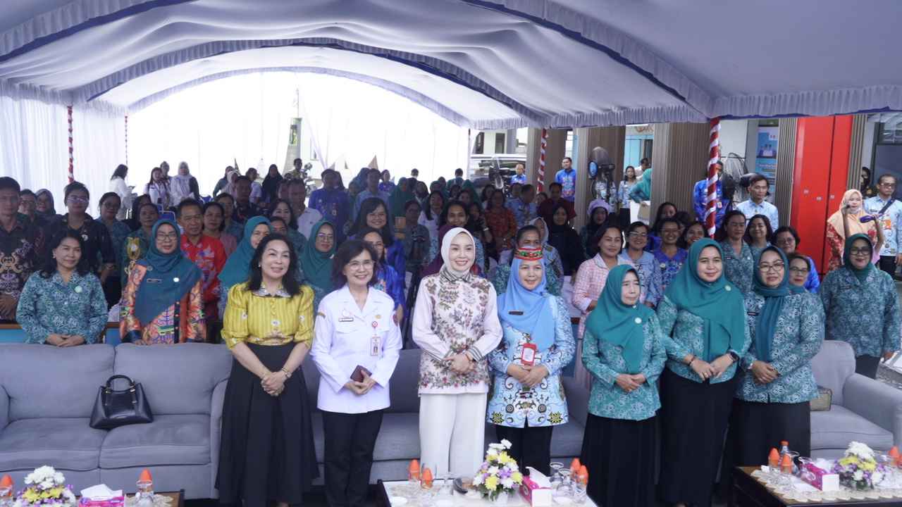 Ketua TP-PKK Prov. Kalteng Aisyah Thisia Agustiar Sabran Resmi Tutup Lomba Masak Serba Ikan Tingkat Provinsi Kalteng