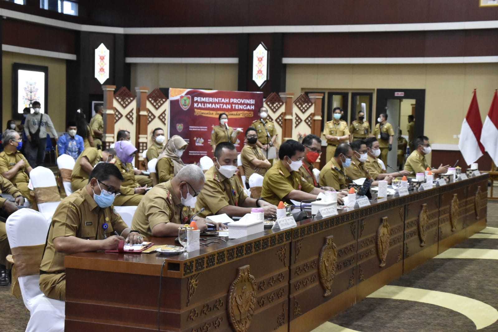 Gubernur Sugianto Sabran Pimpin FGD Dengan Tim Ahli UGM