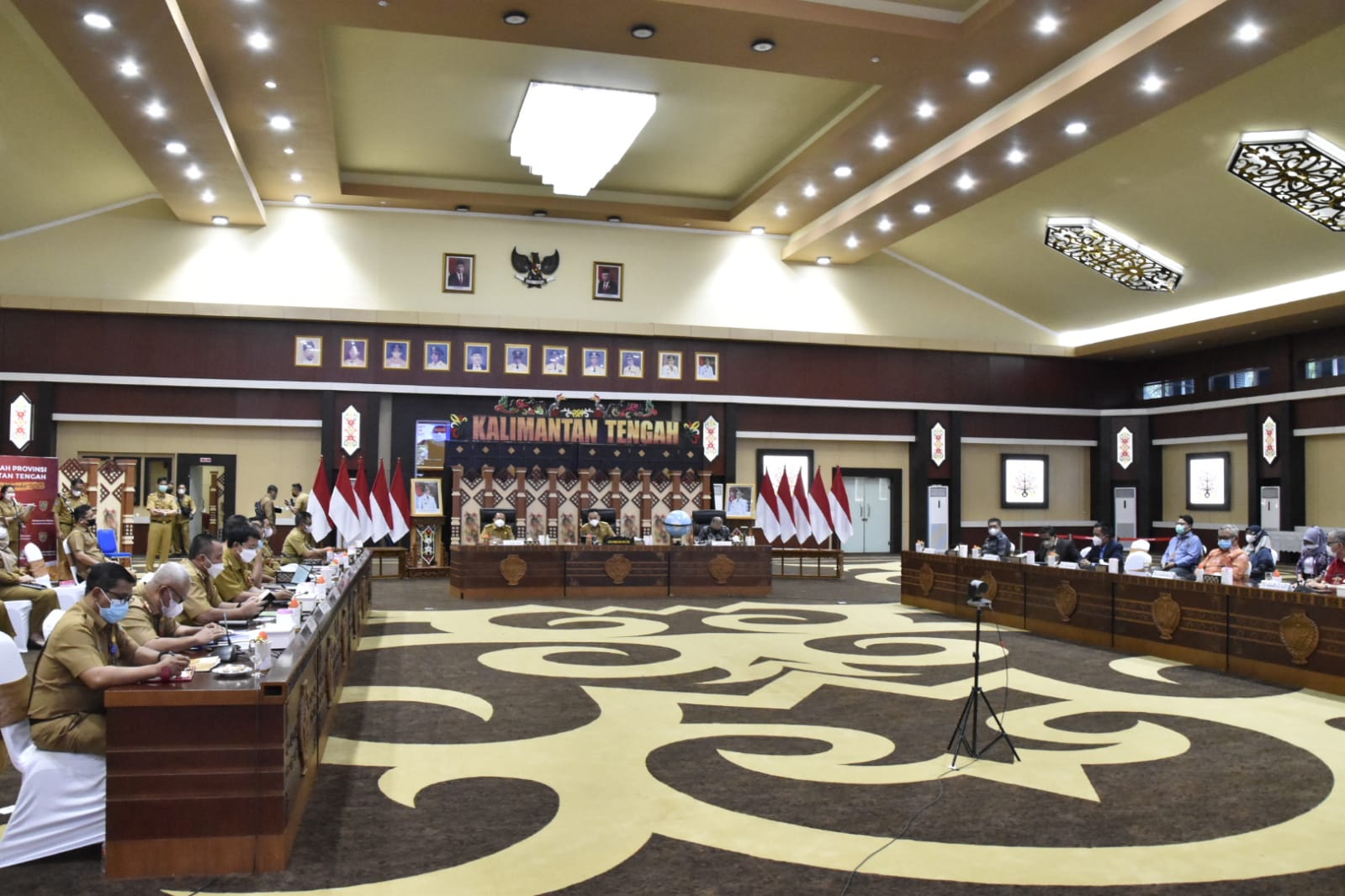Gubernur Sugianto Sabran Pimpin FGD Dengan Tim Ahli UGM
