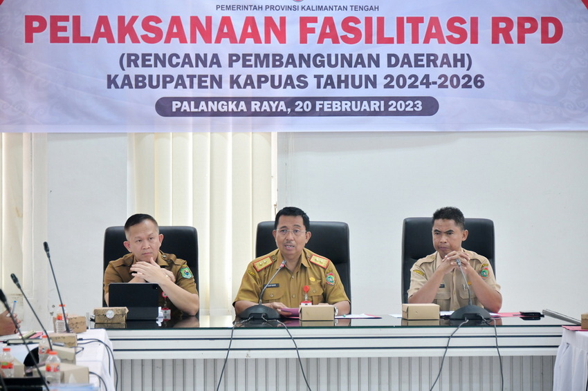 Bappedalitbang Prov. Kalteng Gelar Fasilitasi Rancangan Akhir RPD Kab. Kapuas Tahun 2024-2026