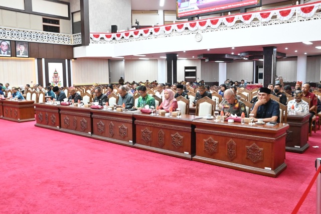 Pemprov Kalteng Apresiasi Dukungan Seluruh Fraksi Pendukung di DPRD yang Telah Menyatakan Dapat Menerima Raperda Tentang Rancangan Perubahan APBD