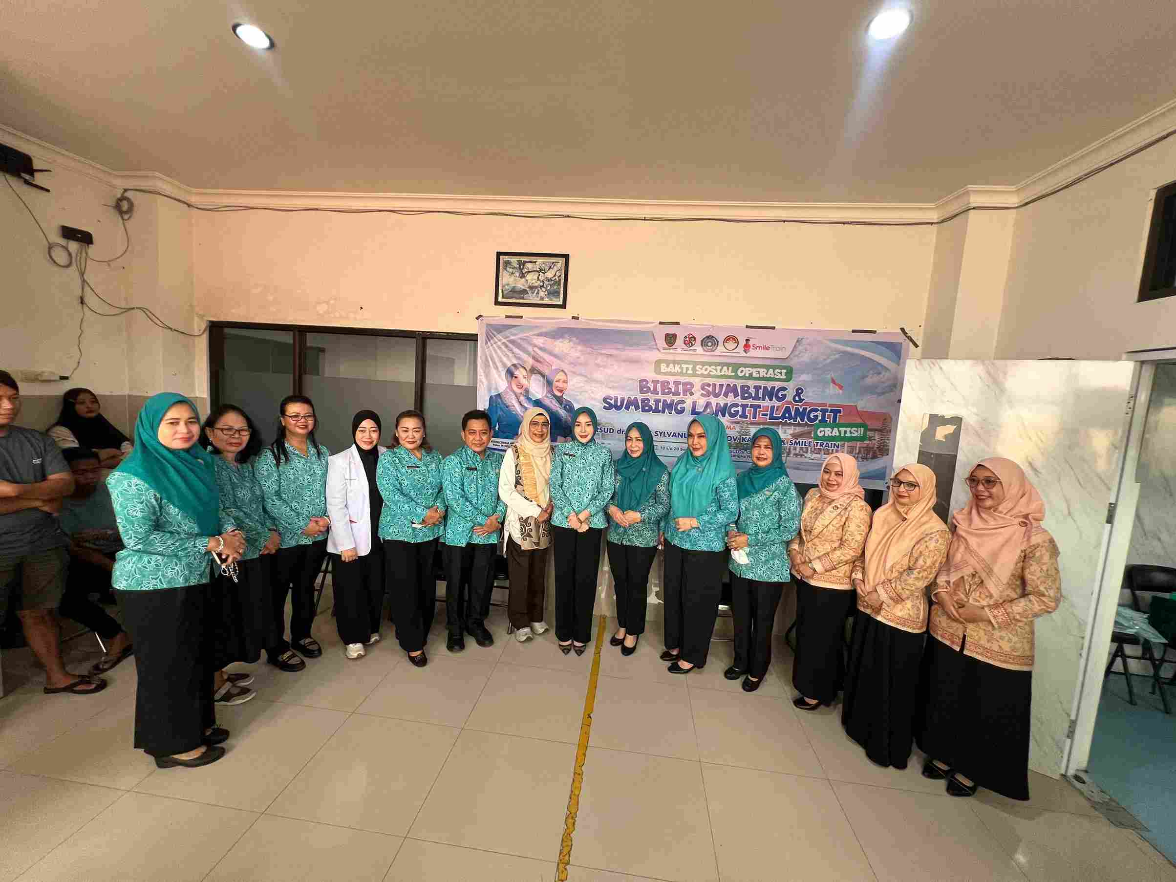 Ketua TP PKK Kalteng Aisyah Thisia Agustiar Sabran Tinjau Bakti Sosial Operasi Bibir Sumbing di RSUD Doris Sylvanus