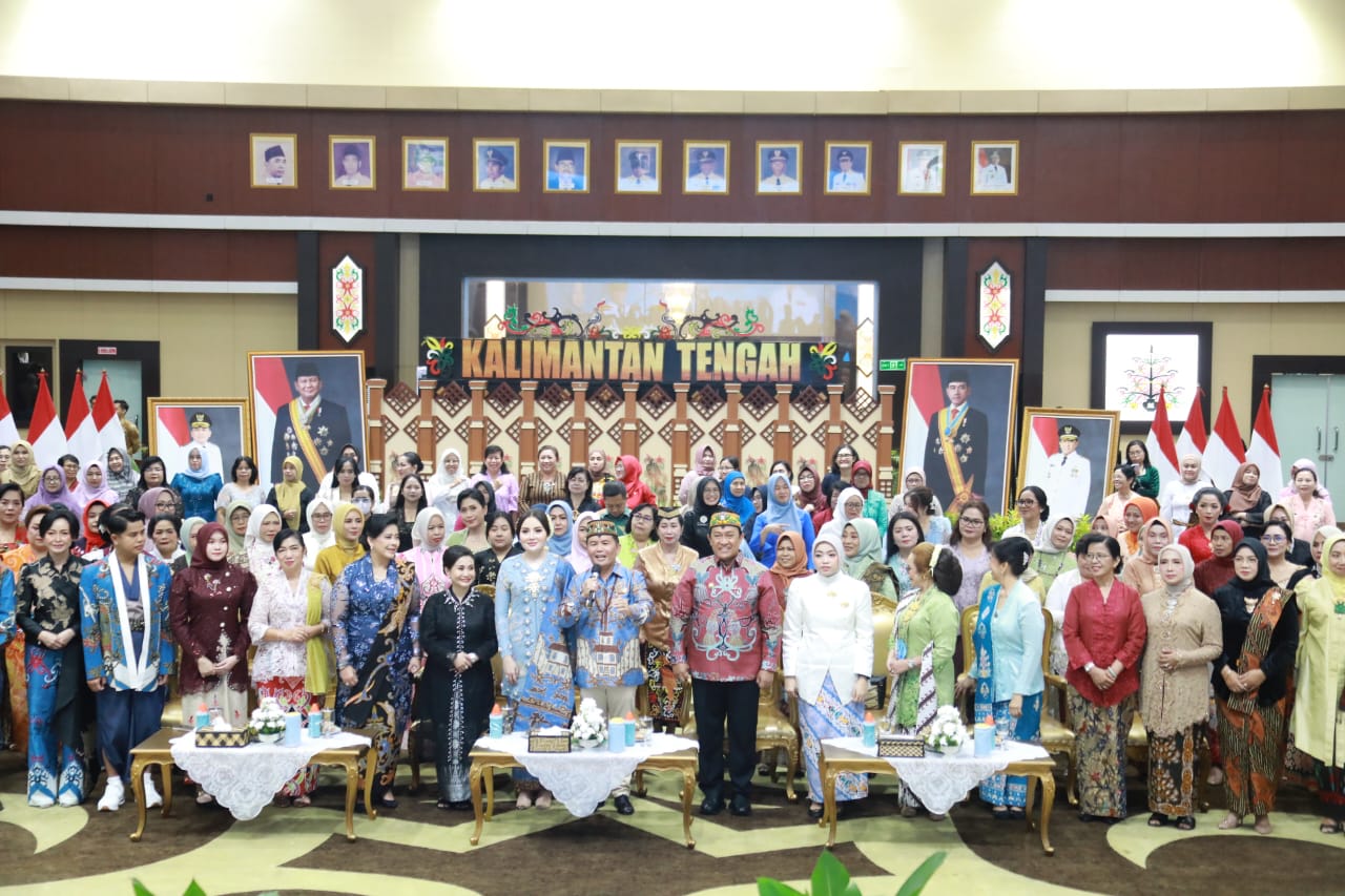 Gubernur Kalteng Agustiar Sabran Ikuti Peringatan Hari Kartini 2026 dan Lomba Fashion Show