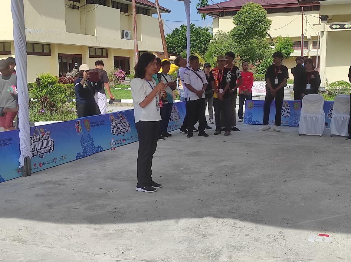 Lomba Permainan Tradisional Habayang Pada FBIM Tahun 2025