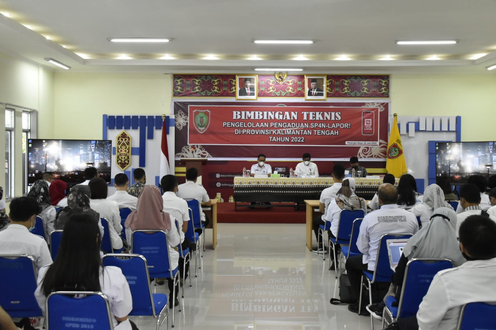 Kadiskominfosantik Prov. Kalteng Agus Siswadi Buka Bimtek Pengelolaan Pengaduan SP4N-LAPOR!