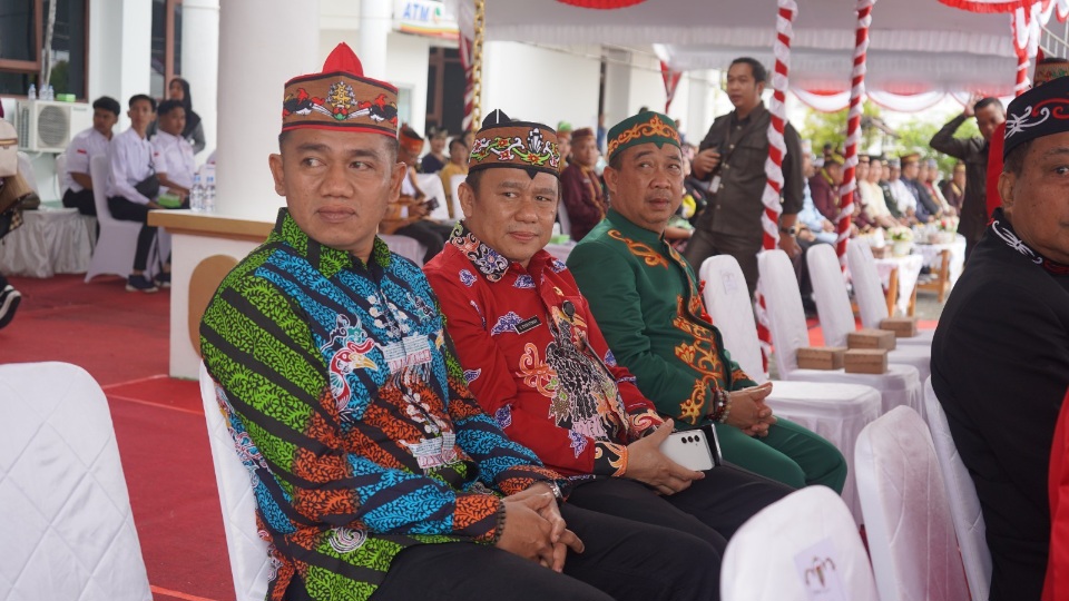 Kepala DLH Prov. Kalteng Joni Harta Turut Hadiri Upacara Hari Jadi ke-22 Kabupaten Gunung Mas