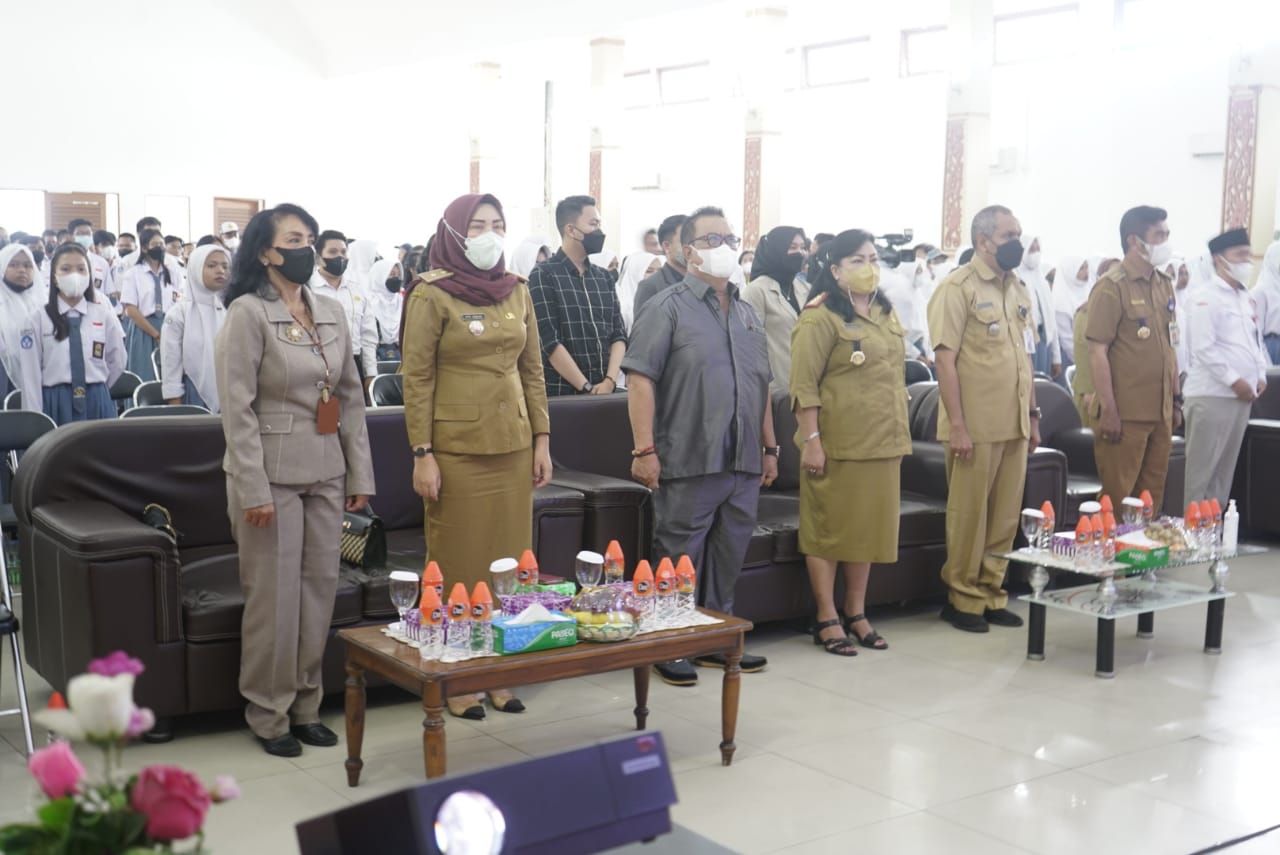 Kadis Kominfosantik Prov. Kalteng Agus Siswadi Buka Lomba Presenter Penyiaran, Lomba Melukis dan Vector Tahun 2022