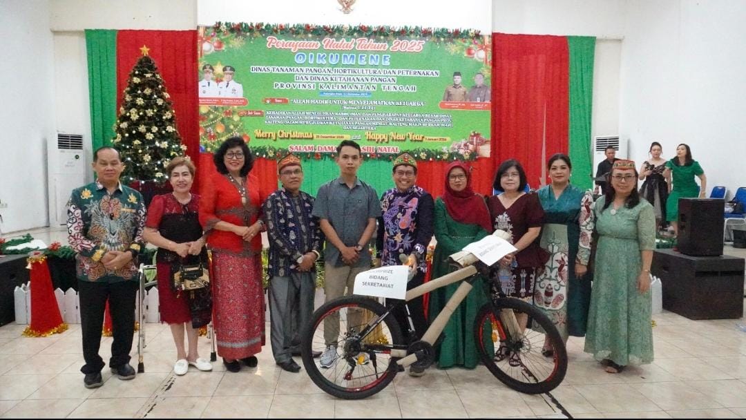 Dinas TPHP Prov. Kalteng Laksanakan Ibadah dan Perayaan Natal Oikumene