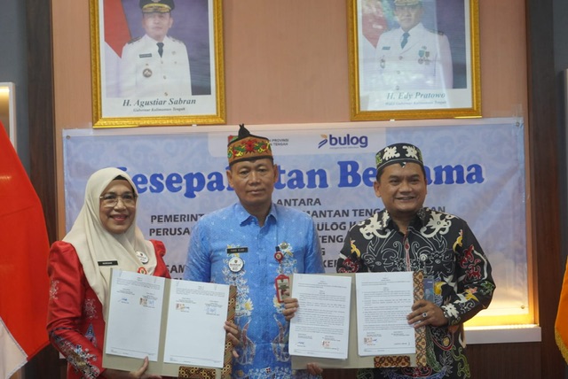 Penandatanganan Kesepakatan Bersama Antara Pemprov Kalteng dengan Perum BULOG Kantor Wilayah Kalteng