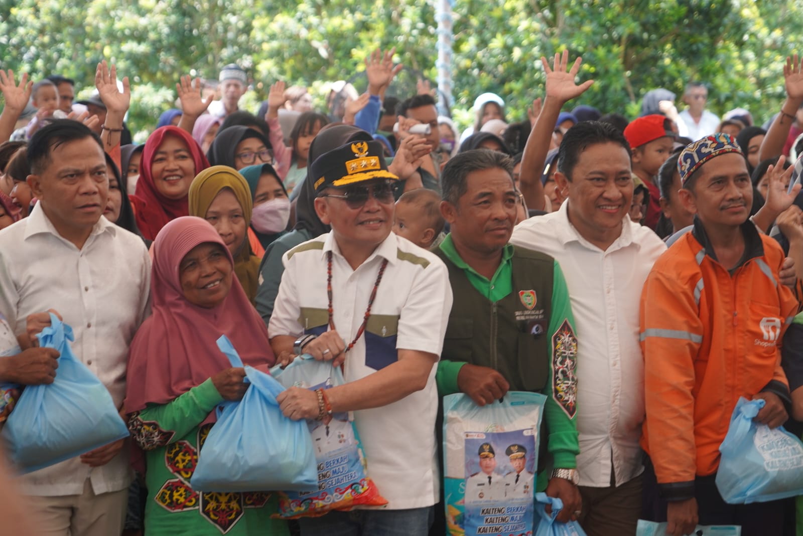 Wujud Kepedulian, Pemprov Kalteng Salurkan Pasar Murah bagi Ojek Online dan Lembaga Sosial