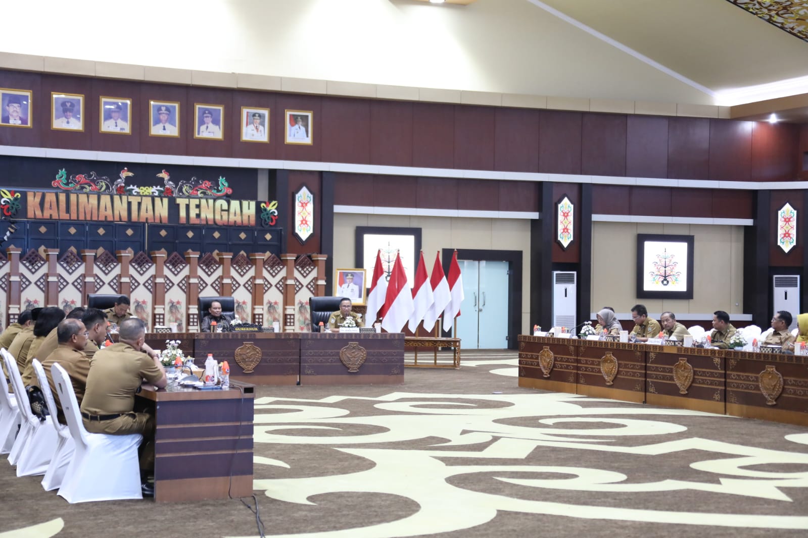 Gubernur Kalteng Agustiar Sabran Pimpin Rapat Konsolidasi Untuk Menyusun Langkah Strategis Dalam 100 Hari Bersama Wakil Gubernur Edy Pratowo