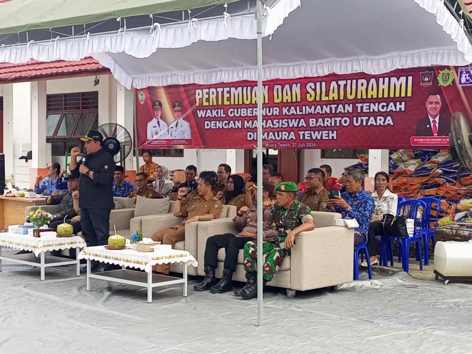Pemprov Kalteng Bagikan Lima Ribu Paket Sembako Kepada Masyarakat Barito Utara