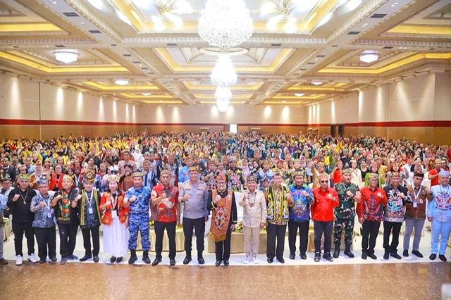 Gubernur Agustiar Sabran Buka Seminar International Day of the World’s Indigenous People Bertajuk Pumpung Hai Borneo